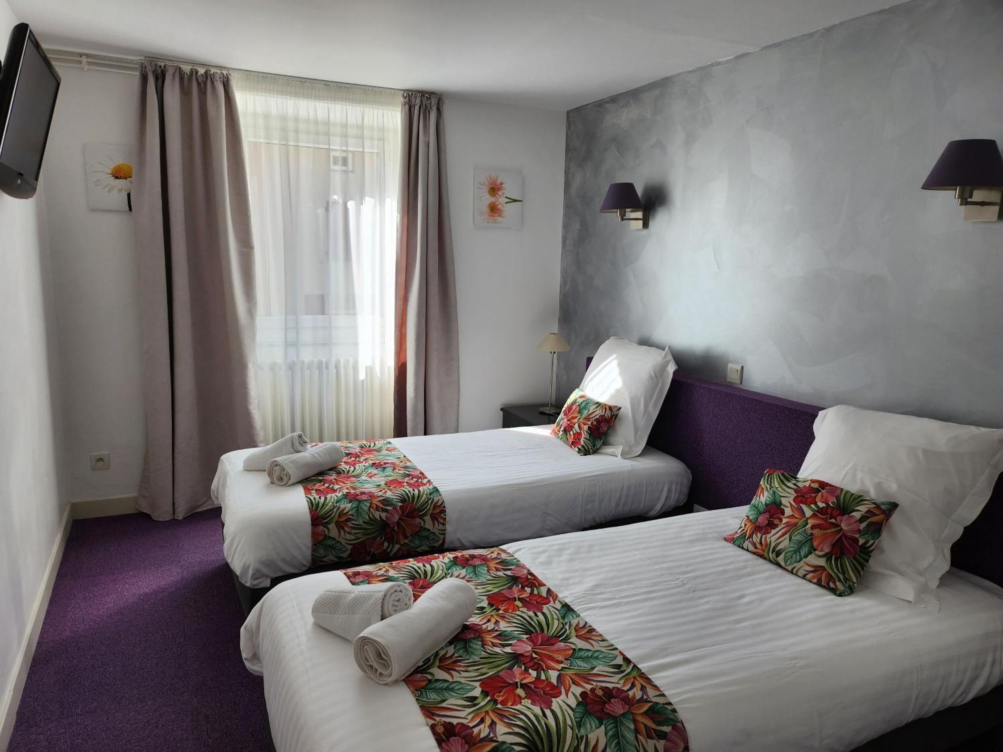 Hotel Des Negociants Lamastre Eksteriør bilde